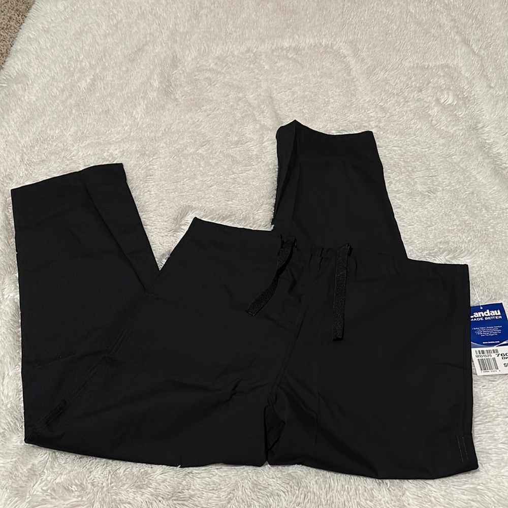 🔮 NWT Landau Scrub Pants